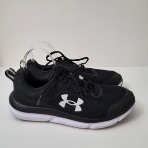 UNDER ARMOUR Charged Assert Womens 10.5 Training Shoes Black White Athletic